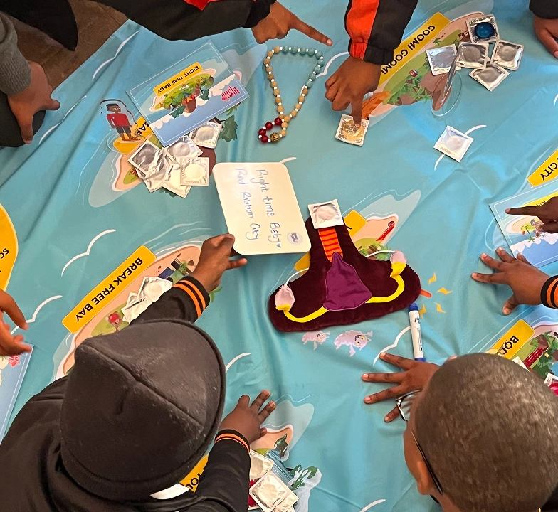 Board game young peope-together