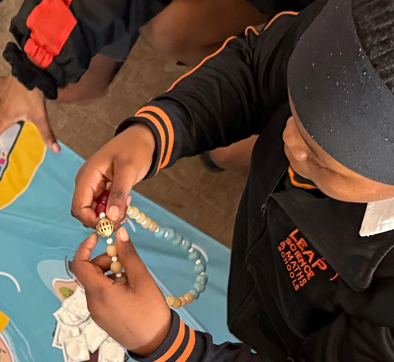 Kid-playing-with-toy